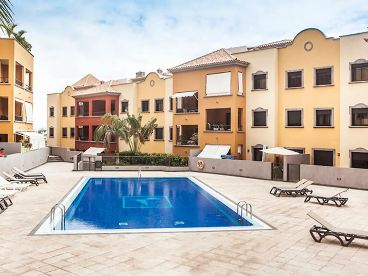 Apartment Residencial El Torreon location